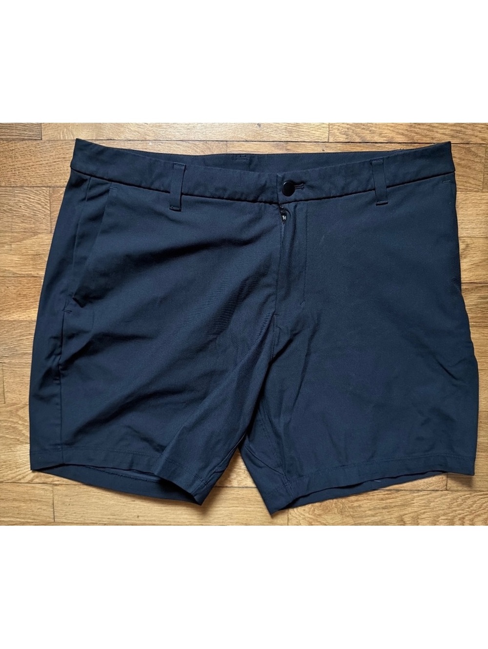 36x8 - Men - Lululemon Black Shorts